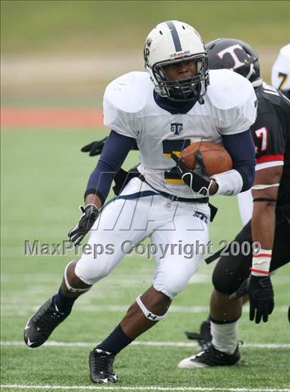 Thumbnail 3 in Stony Point vs. Trinity (Texas 5A D1 Semifinals) photogallery.