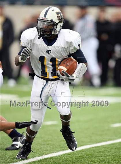 Thumbnail 1 in Stony Point vs. Trinity (Texas 5A D1 Semifinals) photogallery.