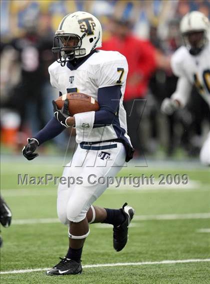 Thumbnail 3 in Stony Point vs. Trinity (Texas 5A D1 Semifinals) photogallery.