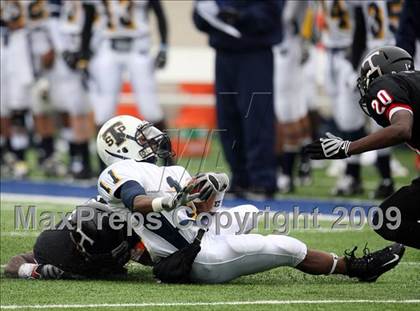 Thumbnail 1 in Stony Point vs. Trinity (Texas 5A D1 Semifinals) photogallery.