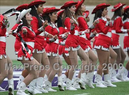 Thumbnail 3 in Stony Point vs. Trinity (Texas 5A D1 Semifinals) photogallery.
