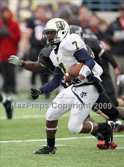 Thumbnail 2 in Stony Point vs. Trinity (Texas 5A D1 Semifinals) photogallery.