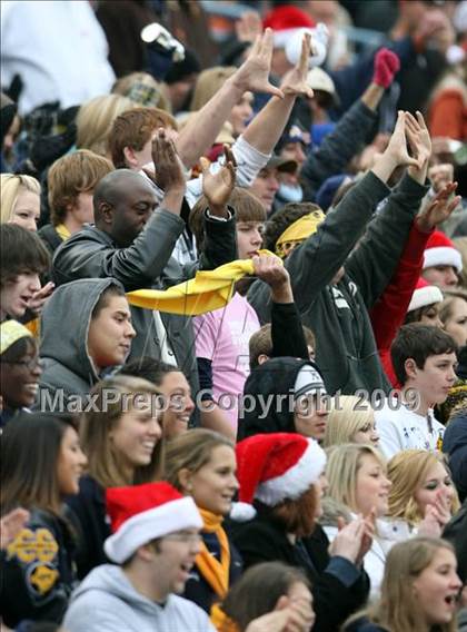 Thumbnail 2 in Stony Point vs. Trinity (Texas 5A D1 Semifinals) photogallery.