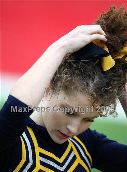 Thumbnail 2 in Stony Point vs. Trinity (Texas 5A D1 Semifinals) photogallery.
