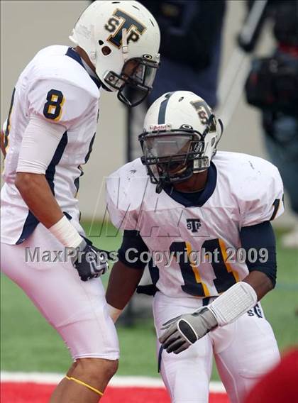 Thumbnail 2 in Stony Point vs. Trinity (Texas 5A D1 Semifinals) photogallery.