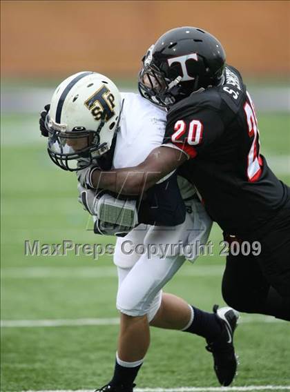 Thumbnail 2 in Stony Point vs. Trinity (Texas 5A D1 Semifinals) photogallery.