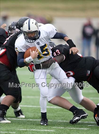 Thumbnail 3 in Stony Point vs. Trinity (Texas 5A D1 Semifinals) photogallery.