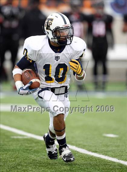 Thumbnail 3 in Stony Point vs. Trinity (Texas 5A D1 Semifinals) photogallery.