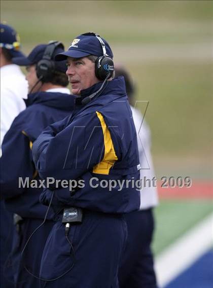 Thumbnail 3 in Stony Point vs. Trinity (Texas 5A D1 Semifinals) photogallery.
