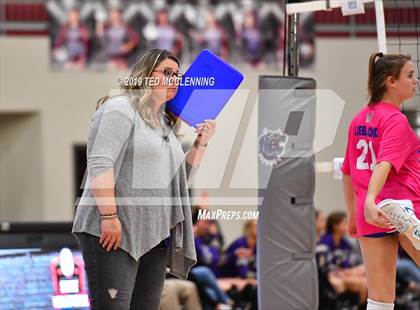 Thumbnail 3 in Valley View vs. Berryville (AAA 4A Quarterfinal Playoff) photogallery.