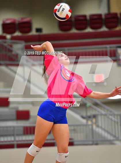 Thumbnail 3 in Valley View vs. Berryville (AAA 4A Quarterfinal Playoff) photogallery.