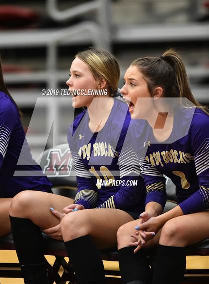 Thumbnail 2 in Valley View vs. Berryville (AAA 4A Quarterfinal Playoff) photogallery.