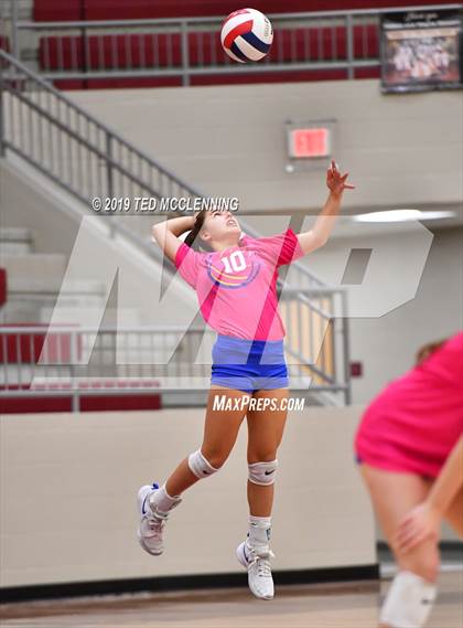 Thumbnail 3 in Valley View vs. Berryville (AAA 4A Quarterfinal Playoff) photogallery.