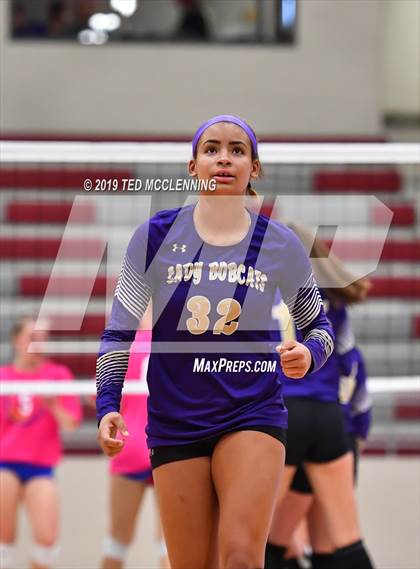 Thumbnail 2 in Valley View vs. Berryville (AAA 4A Quarterfinal Playoff) photogallery.
