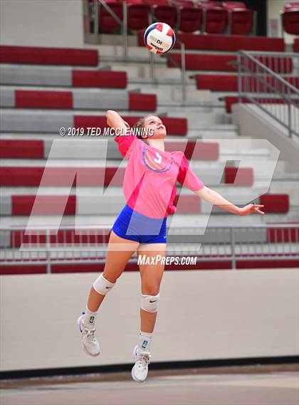 Thumbnail 1 in Valley View vs. Berryville (AAA 4A Quarterfinal Playoff) photogallery.
