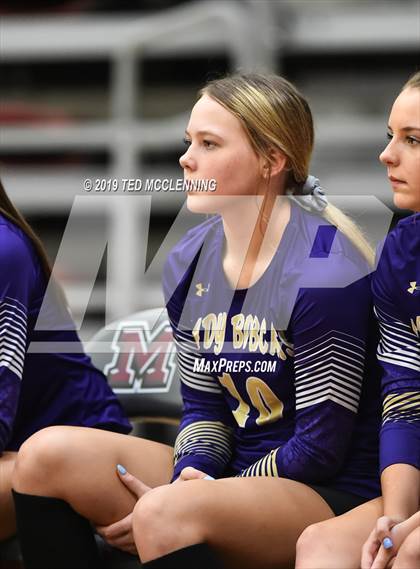 Thumbnail 3 in Valley View vs. Berryville (AAA 4A Quarterfinal Playoff) photogallery.