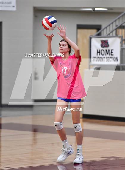 Thumbnail 3 in Valley View vs. Berryville (AAA 4A Quarterfinal Playoff) photogallery.