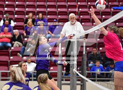 Thumbnail 1 in Valley View vs. Berryville (AAA 4A Quarterfinal Playoff) photogallery.