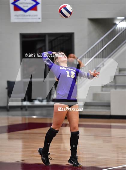 Thumbnail 2 in Valley View vs. Berryville (AAA 4A Quarterfinal Playoff) photogallery.