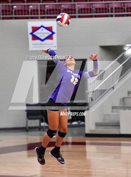 Thumbnail 3 in Valley View vs. Berryville (AAA 4A Quarterfinal Playoff) photogallery.