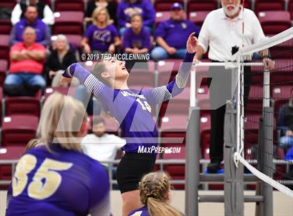 Thumbnail 3 in Valley View vs. Berryville (AAA 4A Quarterfinal Playoff) photogallery.