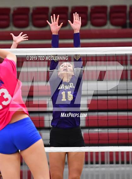 Thumbnail 1 in Valley View vs. Berryville (AAA 4A Quarterfinal Playoff) photogallery.