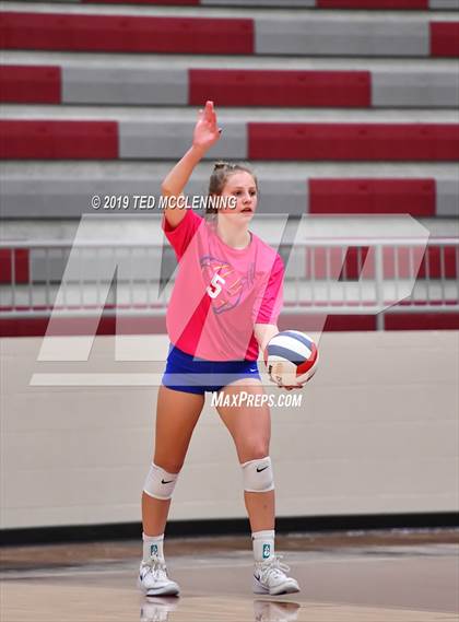 Thumbnail 1 in Valley View vs. Berryville (AAA 4A Quarterfinal Playoff) photogallery.