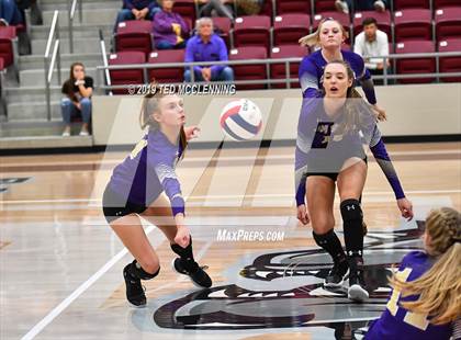 Thumbnail 1 in Valley View vs. Berryville (AAA 4A Quarterfinal Playoff) photogallery.
