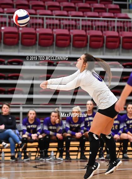 Thumbnail 2 in Valley View vs. Berryville (AAA 4A Quarterfinal Playoff) photogallery.