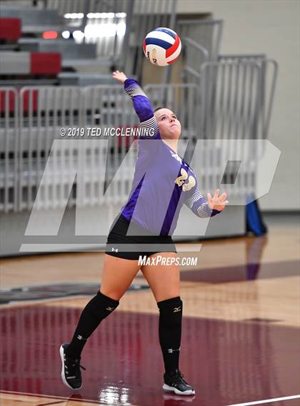 Thumbnail 2 in Valley View vs. Berryville (AAA 4A Quarterfinal Playoff) photogallery.