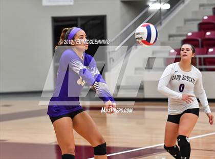 Thumbnail 3 in Valley View vs. Berryville (AAA 4A Quarterfinal Playoff) photogallery.