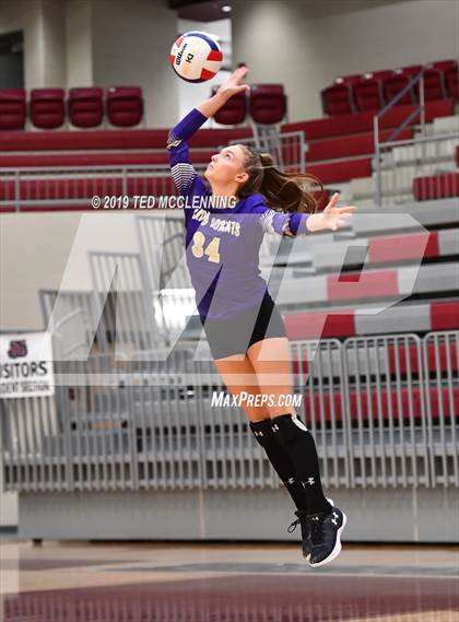 Thumbnail 2 in Valley View vs. Berryville (AAA 4A Quarterfinal Playoff) photogallery.