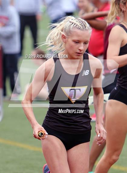 Thumbnail 3 in Art Madric Hall of Fame Invitational photogallery.