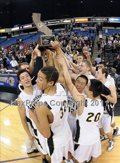 Thumbnail 1 in Archbishop Mitty vs. Summit (CIF State D2 Final) photogallery.