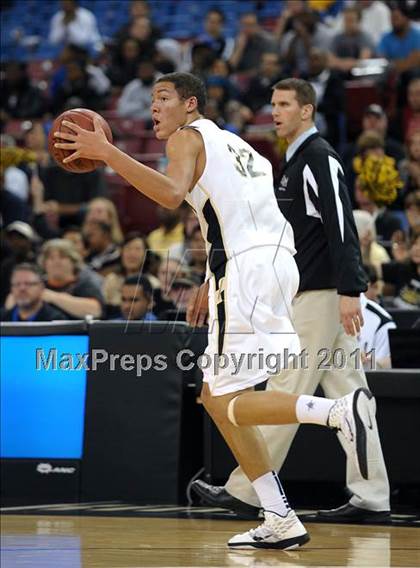 Thumbnail 2 in Archbishop Mitty vs. Summit (CIF State D2 Final) photogallery.