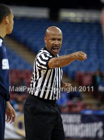 Thumbnail 2 in Archbishop Mitty vs. Summit (CIF State D2 Final) photogallery.