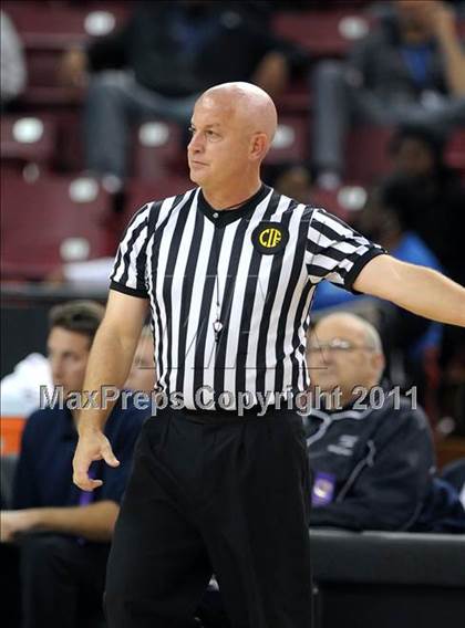 Thumbnail 3 in Archbishop Mitty vs. Summit (CIF State D2 Final) photogallery.