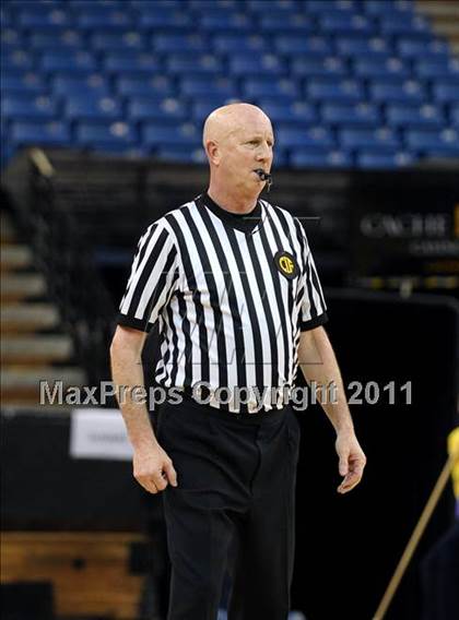 Thumbnail 1 in Archbishop Mitty vs. Summit (CIF State D2 Final) photogallery.