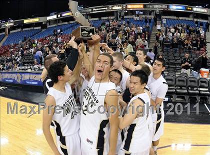 Thumbnail 3 in Archbishop Mitty vs. Summit (CIF State D2 Final) photogallery.