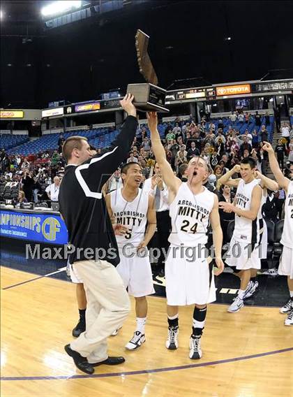 Thumbnail 3 in Archbishop Mitty vs. Summit (CIF State D2 Final) photogallery.
