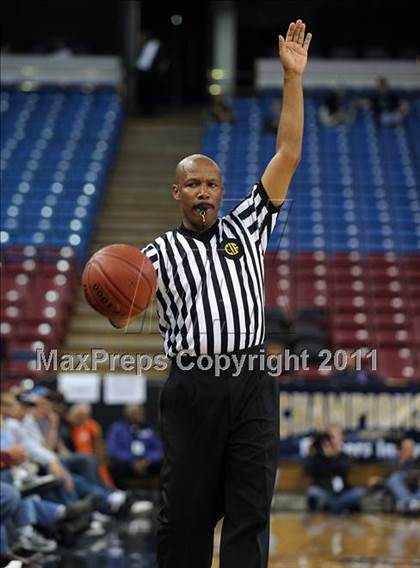 Thumbnail 2 in Archbishop Mitty vs. Summit (CIF State D2 Final) photogallery.