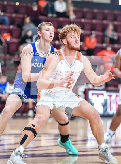 Thumbnail 2 in Beckville vs. Mineola (Holiday Hoops Classic) photogallery.