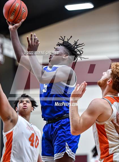 Thumbnail 2 in Beckville vs. Mineola (Holiday Hoops Classic) photogallery.