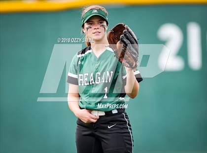 Thumbnail 1 in Reagan @ Lee photogallery.