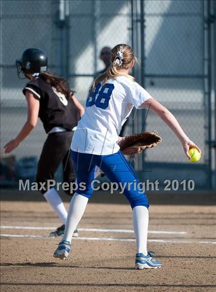 Thumbnail 1 in Rancho Bernardo @ Westview photogallery.
