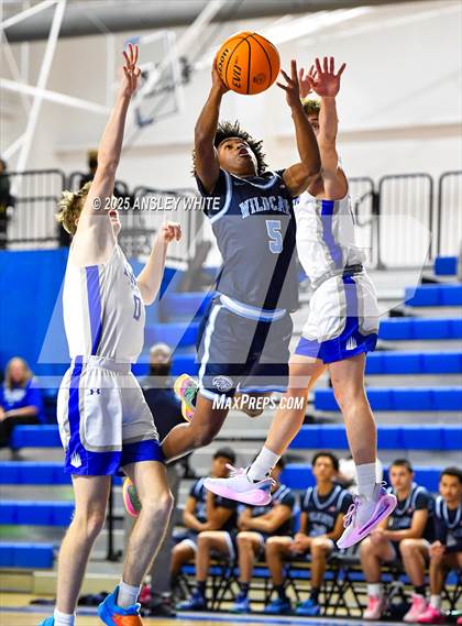 Thumbnail 2 in Wesley Chapel v IMG Varsity Gray (IMG Ascender Classic) photogallery.