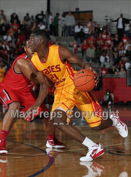 Thumbnail 1 in Marcus vs. Yates (Thanksgiving Hoofest) photogallery.