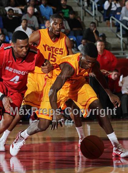 Thumbnail 2 in Marcus vs. Yates (Thanksgiving Hoofest) photogallery.
