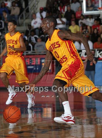 Thumbnail 3 in Marcus vs. Yates (Thanksgiving Hoofest) photogallery.