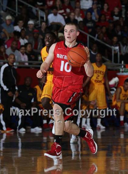 Thumbnail 1 in Marcus vs. Yates (Thanksgiving Hoofest) photogallery.